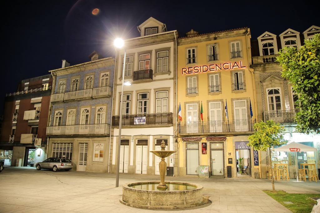 Hotel Residencial Dora Braga Bagian luar foto
