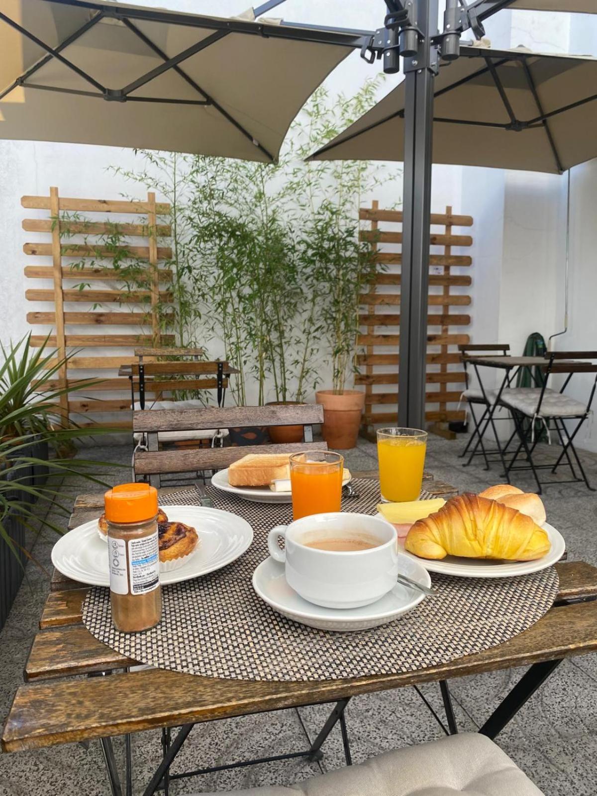 Hotel Residencial Dora Braga Bagian luar foto