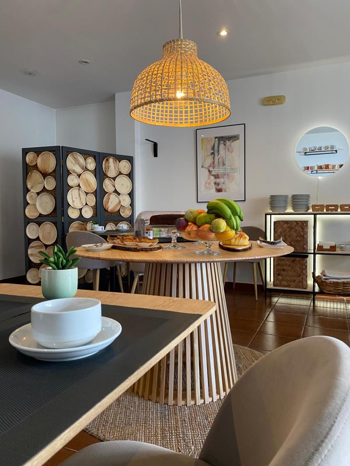 Hotel Residencial Dora Braga Bagian luar foto